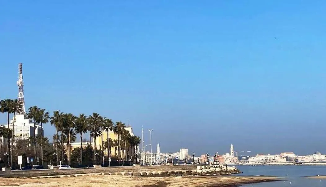 Dimora Mare Daire Bari 0*,